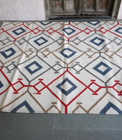 reversible off-white wool rug handmade Jodhpur