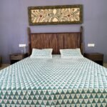Craftinfo Geometric Printed Cotton Double Bedsheet with 2 Pillow Covers
